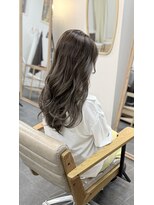 ランデブー(Rendez-vous)&nbsp;光に透ける大人の色気グレーアッシュ