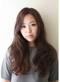 大人かわいい抜け感スタイル