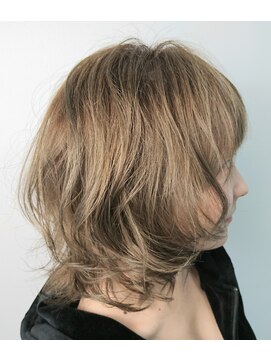 ヘアーアンドアイラッシュ ヨーク(Hair&eyelash york's) プラチナカラーでツヤ感アップ！！