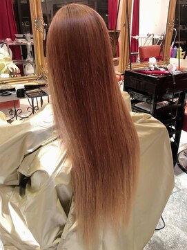 大嶋直樹の美容室 表参道 高難易度縮毛矯正＝手で乾かしただけです。本当です。