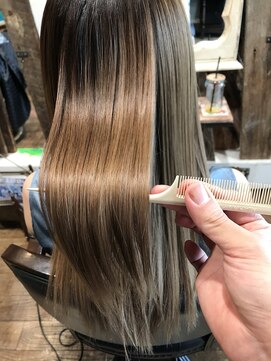 アティック ヘアーデザインアンドリラクゼーション(attic hair design&relaxation) 髪質改善ヘアエステ