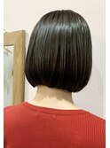 あごラインで作る小顔ボブ
