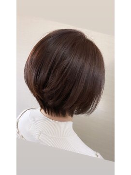 美容室テク アート バイ シック すっきりショート