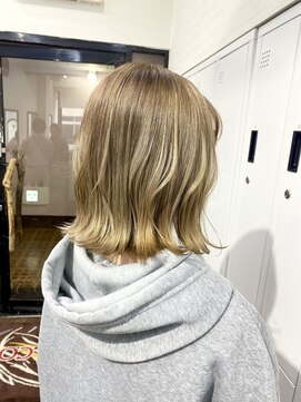 ユートピア(U topia) 馴染むグラデーションカラー