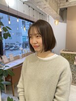 ミモザ(MIMOSA)&nbsp;オリーブベージュ　×   伸ばしかけボブ