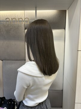 アナ ラーナ(Anna Lanna) 柔らかカーキグレージュ