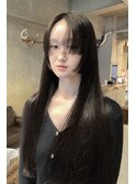ステップカット×ストレートロング