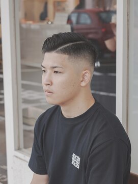 プロ バーバーショップ(PRO BARBER SHOP) バーバースタイルスキンフェード
