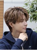 メンズヘアセンターパートハイライト