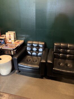 スタイリスト1人で対応している少人数サロンなので、大きいサロンが苦手な方も安心してご来店いただけます*