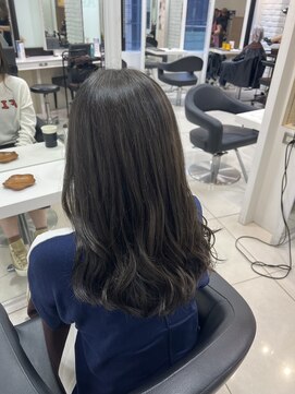 アッシュ 吉祥寺店(Ash) ツヤと柔らかさ◎大人のグレージュカラー