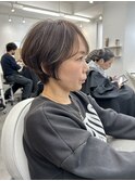 大人可愛いハイライトアッシュカラー