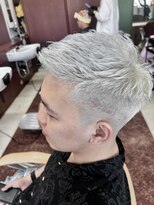 ヘアサロンナンバーワンクラブ上和田本店&nbsp;全白