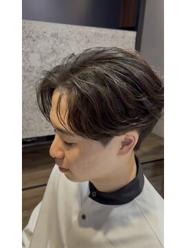 ニト(nito.) フェザーショート