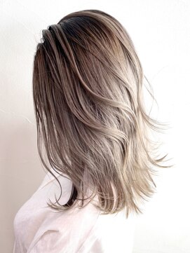 アイティーバイアルバム 八王子店(IT by ALBUM) ハイアッシュバレイヤージュ_カーキグレージュマッシュ_ba321162