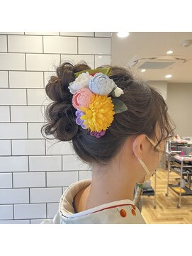 アルマヘアー(Alma hair by murasaki) ◎卒業式　お団子スタイル◎