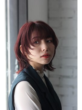 ソラ 方南町(sola) 【ｓｏｌａ】トレンドなミディアムウルフ【方南町】