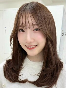 アイトーキョーエス 渋谷(AI TOKYO S) 斜めバング/シルキーベージュ/ブラントカット[渋谷駅]