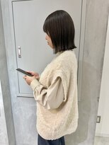 ヨーク(YOKE)&nbsp;YOKE 切りっぱなしボブ外ハネボブ髪質改善ネイビーグレージュ