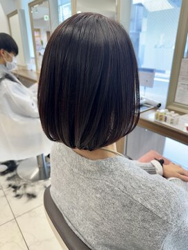 アッシュ 下北沢店(Ash) ストンがかわいい自然な内巻きボブ