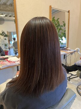 ニジチャウ(Nijichaw) サラ艶　縮毛矯正　ストレート