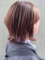 オーク 学芸大学(OAK)&nbsp;くびれミディ レイヤーボブ 切りっぱなし 透明感カラー