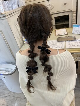 ハグエヴェック(HUG AVEC) ヘアアレンジ