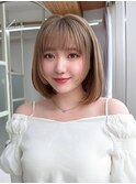 20代ぎりぎり結べる切りっぱなしボブ/タッセルカット/金髪ボブ