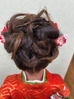 ビワテイ(Biwatei)&nbsp;卒業式・大人女子・夜会巻き・アップ・着付け・クラシック