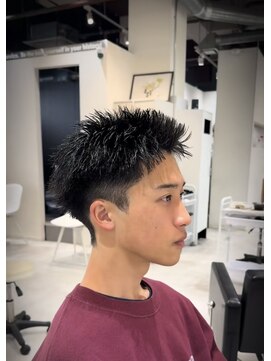 ルーストデラックス 京都河原町三条(ROOST dx) MEN’S HAIR/波巻ツイストスパイラル/フェザーパーマ/京都河原町
