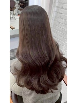 シェノン 西梅田(CHAINON) 髪質改善/縮毛矯正/レイヤーカット/くびれヘア/西梅田