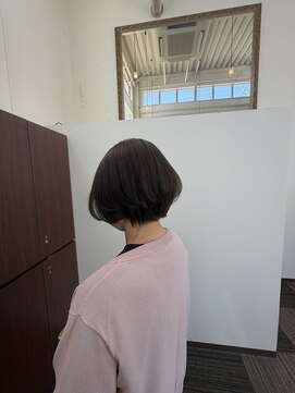 ジョージ 三津浜店 ショートボブ＆ベージュカラー
