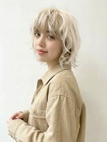 アッシュ 亀戸店(Ash)&nbsp;脱白髪染めハイライト×髪質改善で白髪を活かす艶髪ミディアム