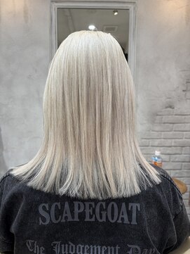 ディプティック ヘアー チェンジ ミュージアム(diptych Hair Change Museum) ホワイトブロンド/ホワイトベージュ/