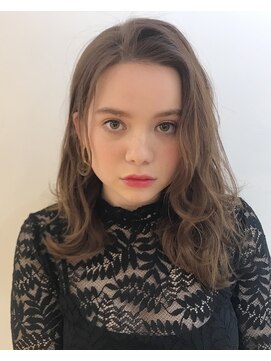 グッデイ ヘアー(GOOD DAY HAIR) 【GOOD DAY HAIR】《セミディ×ミルクティーベージュ》