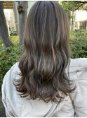 saraju ヒラノ ハイライト&グレージュ