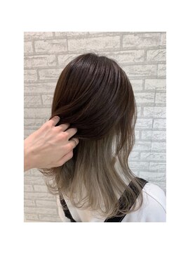 ニューヨークニューヨーク 守口店(NYNY) インナーホワイトベージュ