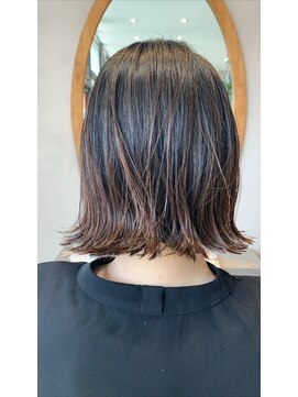 クルニエ(crenier) crenierで作るプッツんボブ、ハイライト添え●