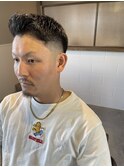 短髪 アップバング スキンフェード