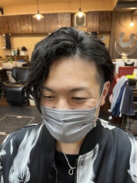 アール(R) ツーブロゆるふわパーマ