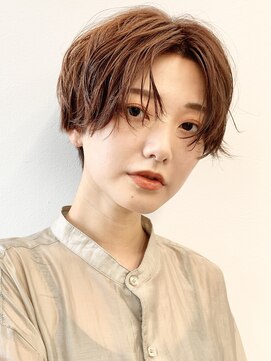 トレス(TRESS) ショートヘア　パーマ　前髪長め　原宿　表参道　渋谷