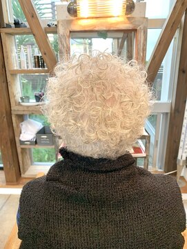 トランク(TRUNK) ショートパーマ