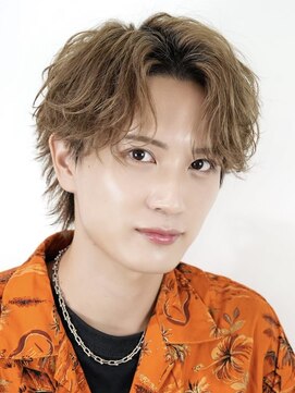 オーシャントーキョーウエスト 心斎橋 (OCEAN TOKYO WEST) 緩め波巻きパーマセンターパートウルフ