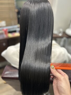 ルアン(Luan) ブルーブラック