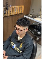 バーバーショップ スバル(BARBERSHOP SUBARU)&nbsp;＜理容室＞＜バーバー＞アイロンパーマ無造作クロップ