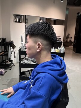 イズ(iss) スキンフェード