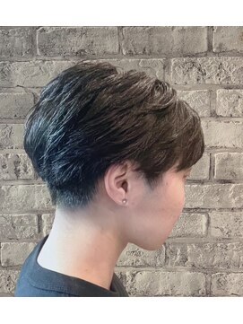 メンズプライマル(Men’s PRIMAL) MEN’S/フェザーパーマ/サーフカール/刈り上げセンターパート