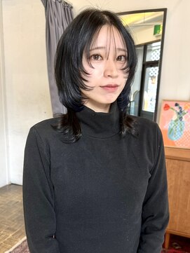 ヘアーアイスカルテット(HAIR ICI QUARTET) ミディアムレイヤーブルー◎透明感韓国風くびれヘア