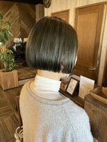 ヘアードレスビュー(hair dress V.I.E.W)&nbsp;ミニボブ×ペリドットカラー