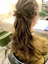 ヘアーズグルーヴ(Hair's groove)&nbsp;ゆるふわハーフアップ